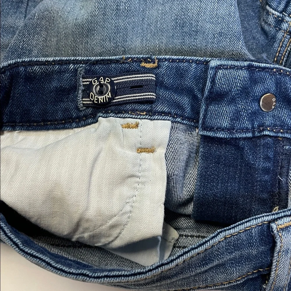 Gap Girls Frayed Hem Adjustable Waistband Embroidered Jean Short Size 10 - Picture 7 of 8